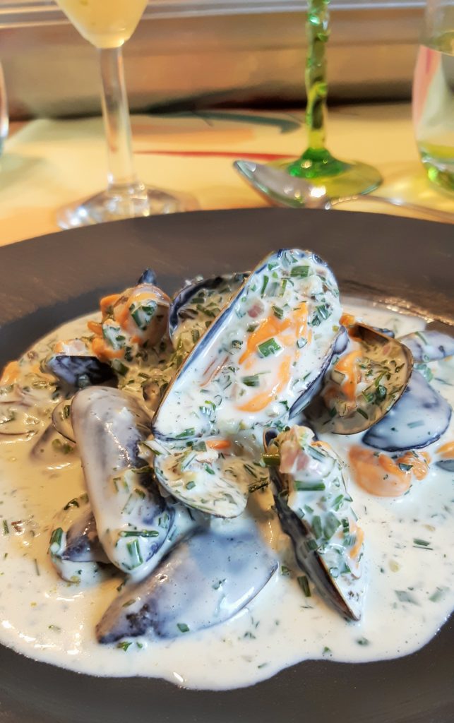 Moules froides sauce mayo aux herbes et jus de cuisson ALBAPETRUS